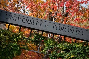 Photo of U of T sign in fall