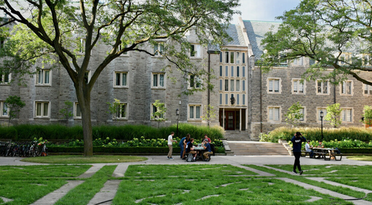 Victoria College quad