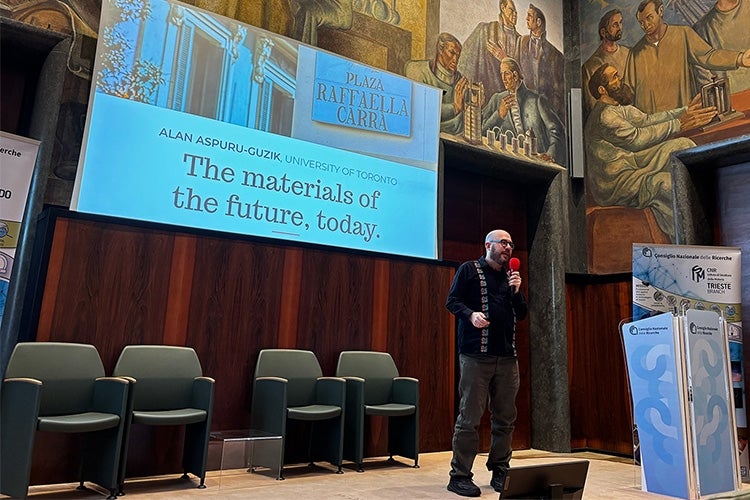 Alán Aspuru-Guzik delivers a presentation at Prism 2024 in Rome