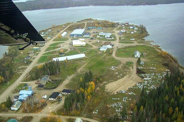 An aerial shot of Kitchenuymaykoosib Inninuwug First Nation