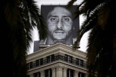 Nike supporting kaepernick best sale