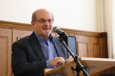 photo of Salman Rushdie