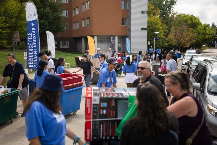 Students move into U of T Mississauga residences